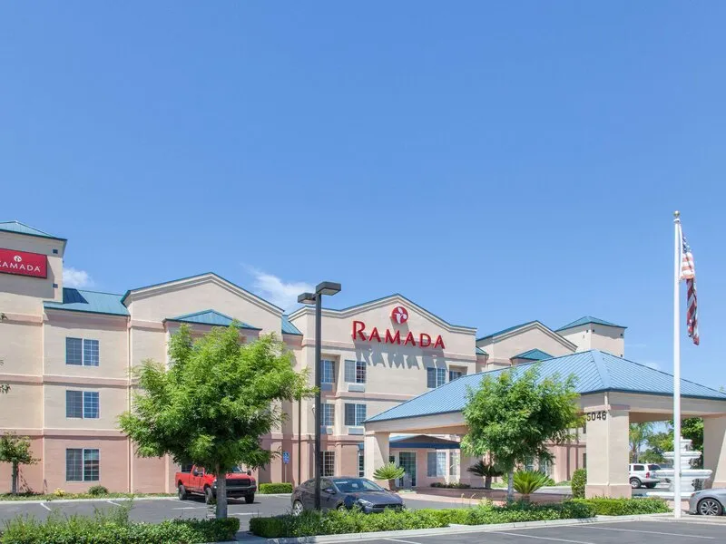 Ramada by Wyndham Fresno Northwest · Anbieterbild von TUI