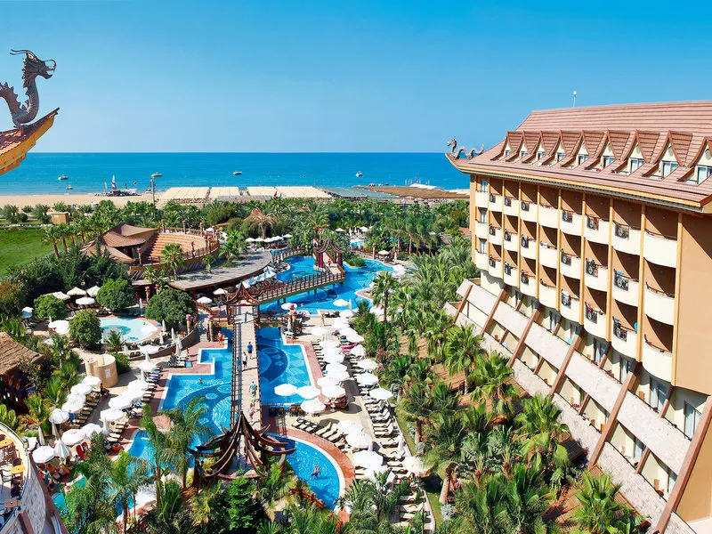 Royal Dragon Hotel · Anbieterbild von TUI