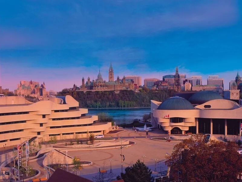 Courtyard by Marriott Ottawa Downtown · Anbieterbild von TUI