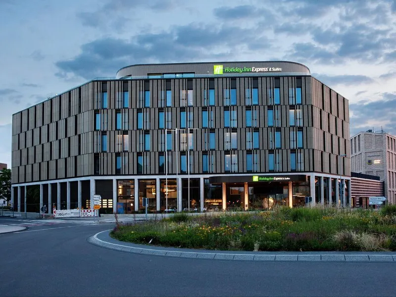 Holiday Inn Express & Suites Monheim am Rhein · Anbieterbild von TUI