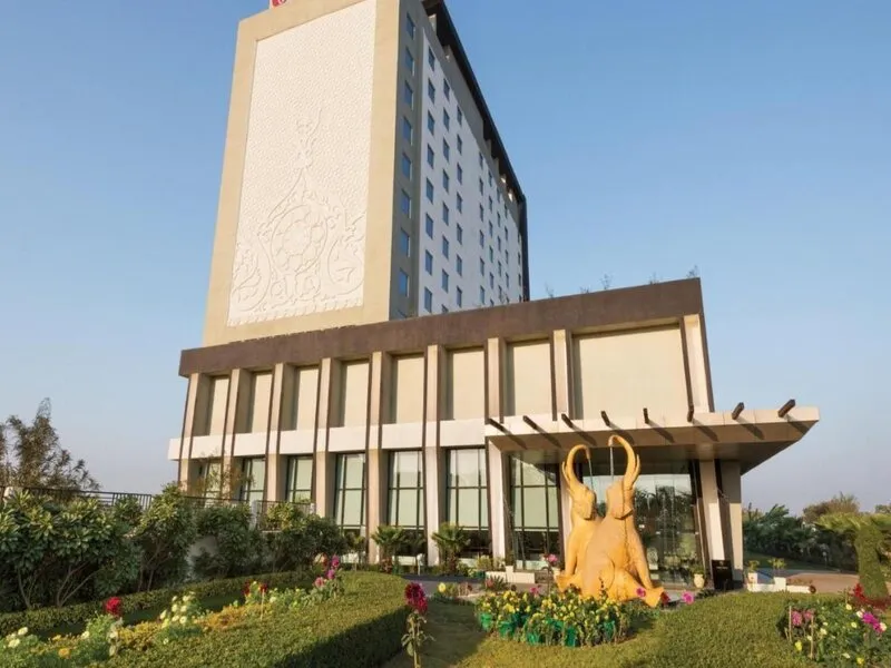 Saura Hotel, Agra - A Club Mahindra Associate · Anbieterbild von TUI