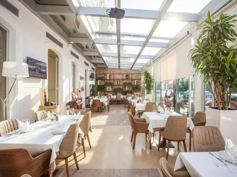 Hotel Colosseo Tirana · Anbieterbild von TUI