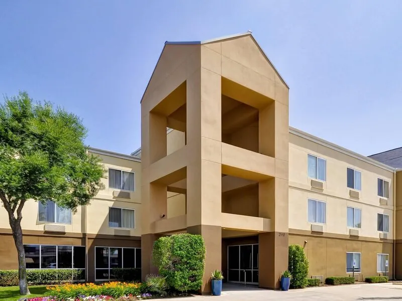 Fairfield Inn by Marriott Dallas Market Center · Anbieterbild von TUI