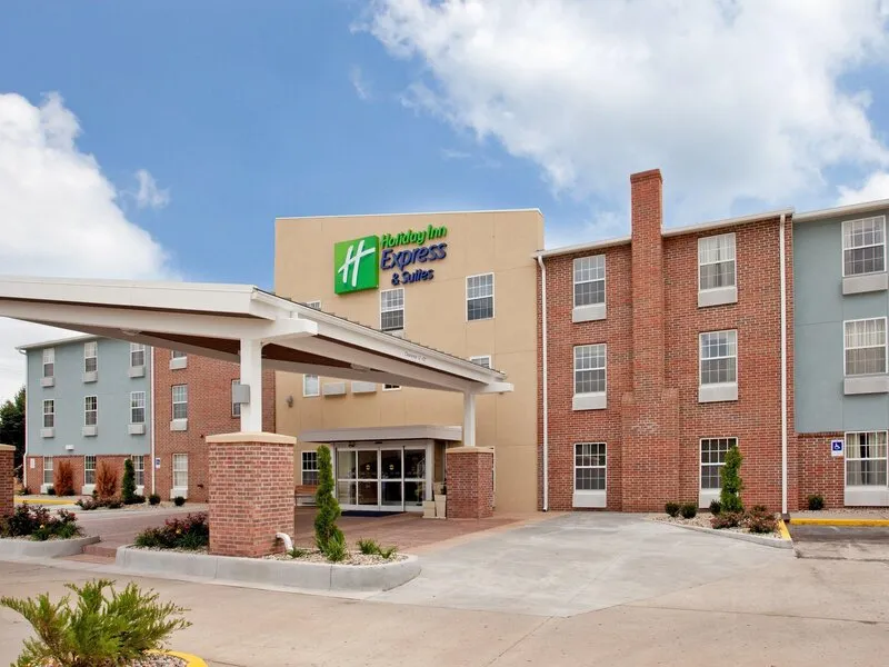 Holiday Inn Express North Kansas City · Anbieterbild von TUI