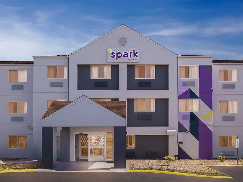 Spark by Hilton Springfield Southwest · Anbieterbild von TUI