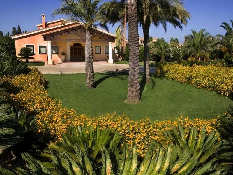 Lantana Resort Hotel & Apartments · Anbieterbild von TUI