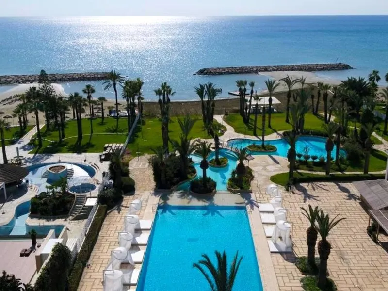 Sandy Beach Hotel & Spa · Anbieterbild von TUI