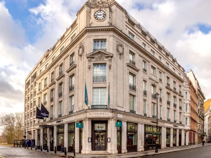 The Trafalgar St. James London, Curio Collection by Hilton · Anbieterbild von TUI