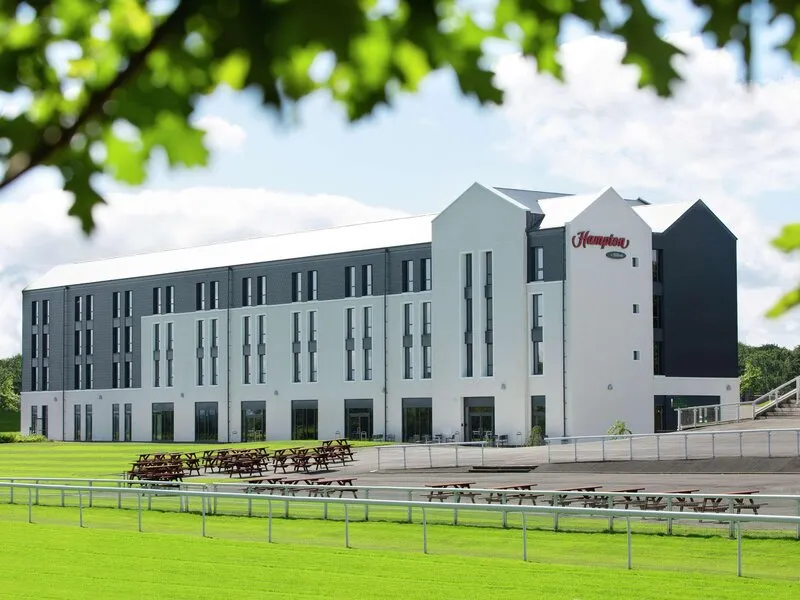 Hampton By Hilton Hamilton Park · Anbieterbild von TUI