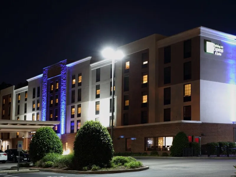 Holiday Inn Express & Suites Newport News · Anbieterbild von TUI