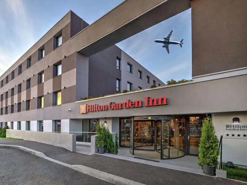 Hilton Garden Inn Bucharest Airport · Anbieterbild von TUI