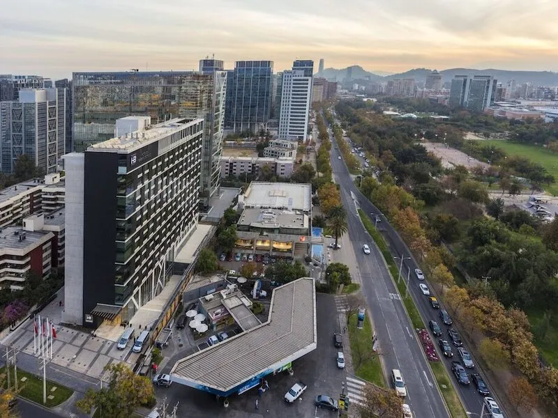Radisson Blu Plaza El Bosque Santiago · Anbieterbild von TUI