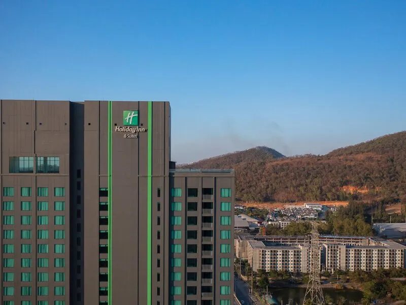 Holiday Inn & Suites Siracha Laemchabang · Anbieterbild von TUI