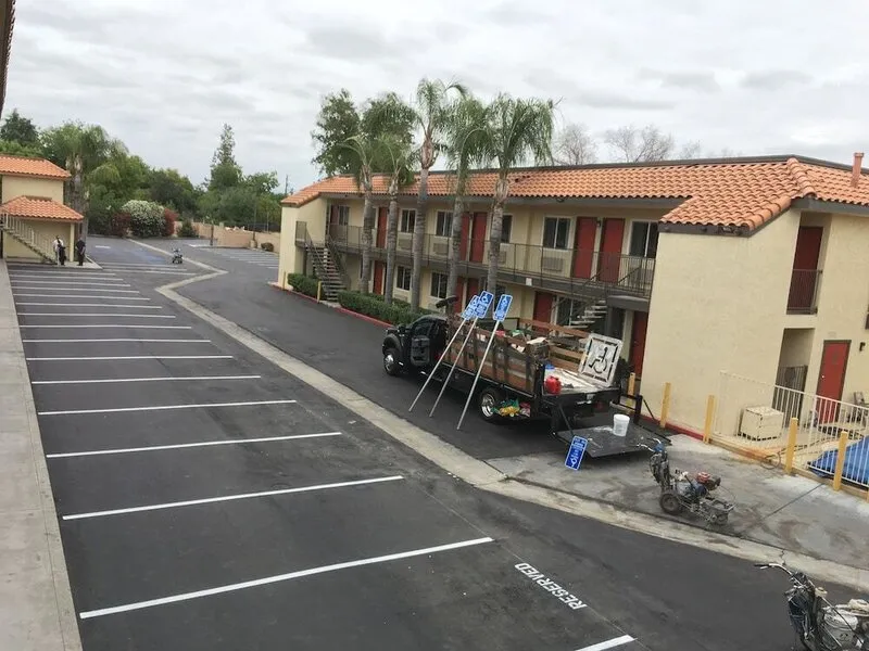 Baymont by Wyndham Bakersfield · Anbieterbild von TUI