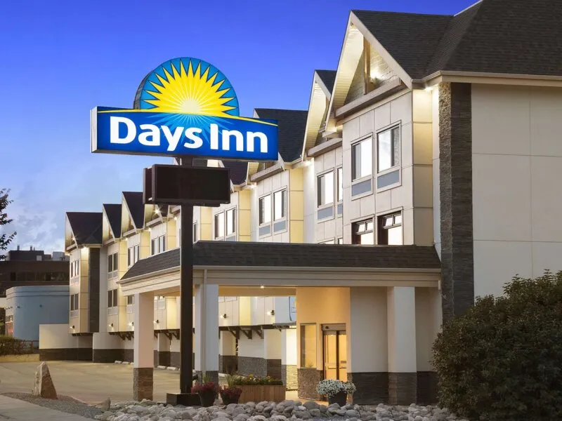 Days Inn Calgary Northwest · Anbieterbild von TUI