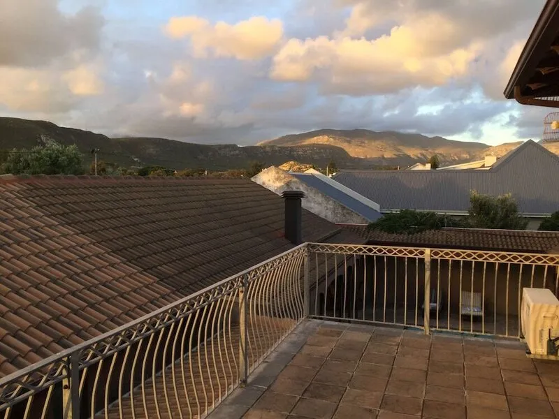 On The Cliff Guest House · Anbieterbild von TUI