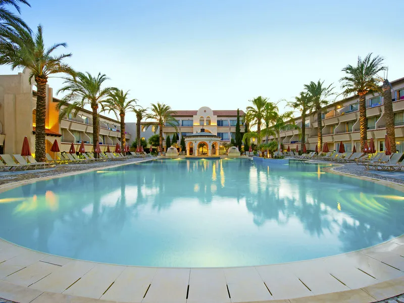 Hotel Napa Plaza · Anbieterbild von TUI