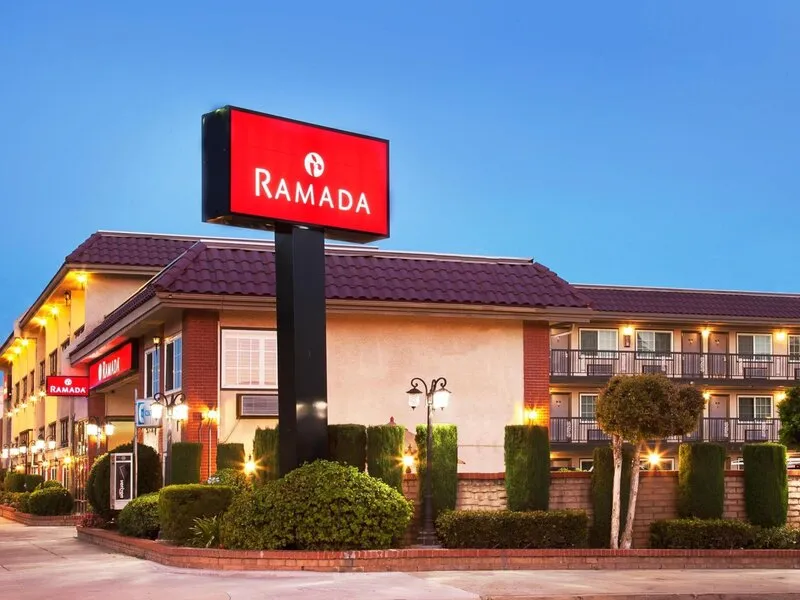 Ramada by Wyndham Pasadena · Anbieterbild von TUI