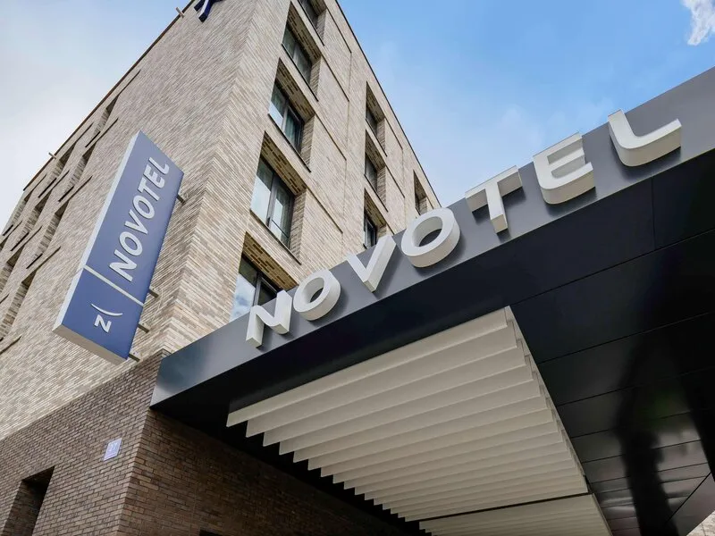 Hotel Novotel Regensburg Zentrum · Anbieterbild von TUI