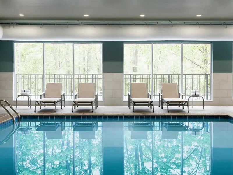 Holiday Inn Express & Suites Edmonton SW – Windermere · Anbieterbild von TUI