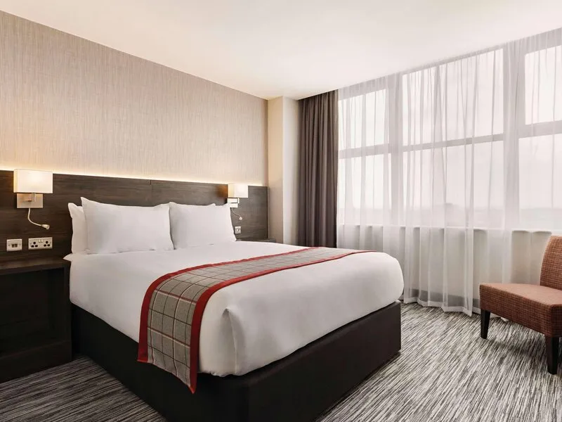 Ramada by Wyndham Leeds East · Anbieterbild von TUI