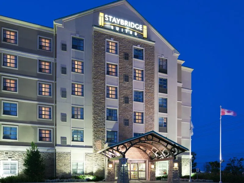 Staybridge Suites Oakville · Anbieterbild von TUI