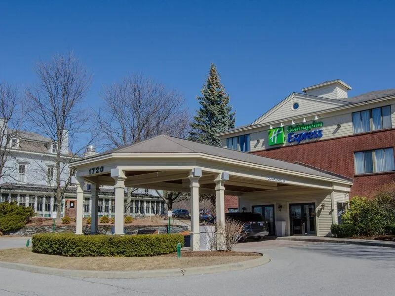 Holiday Inn Express South Burlington · Anbieterbild von TUI