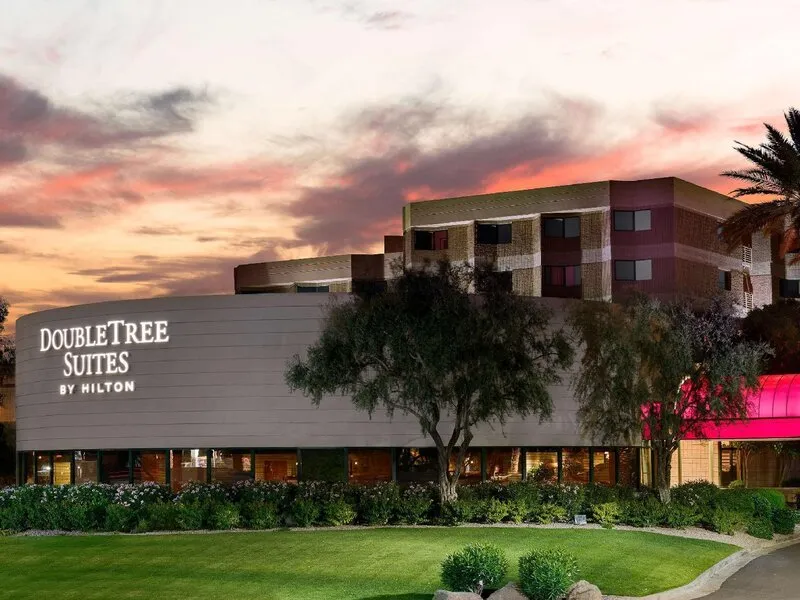 DoubleTree Suites by Hilton Hotel Phoenix · Anbieterbild von TUI