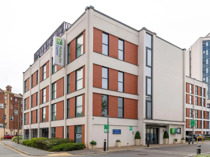 Holiday Inn Express Exeter City Centre · Anbieterbild von TUI