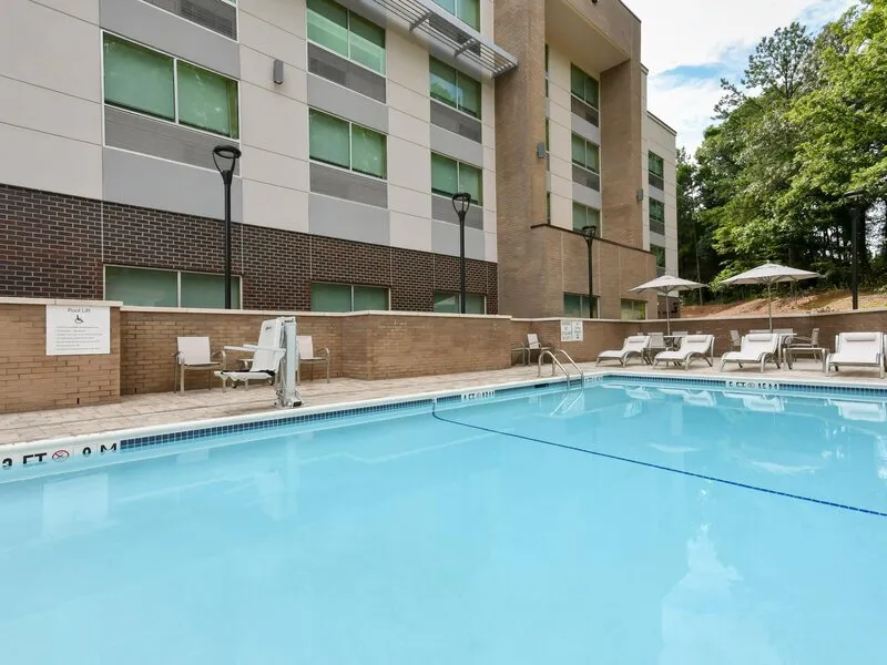 Holiday Inn Express & Suites Charlotte Ballantyne · Anbieterbild von TUI