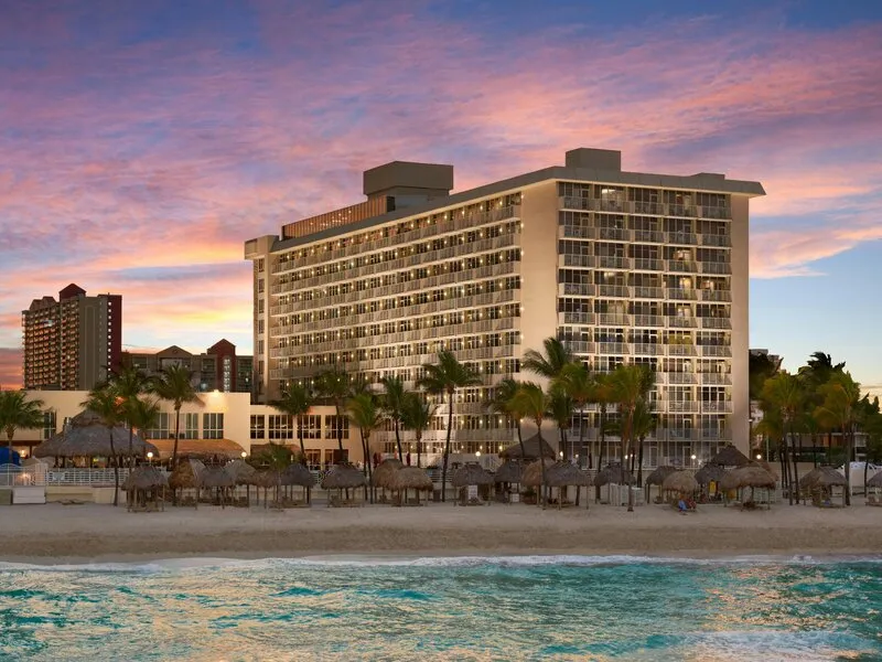 The Sunny Miami Sunny Isles Beach, Curio Collection by Hilton · Anbieterbild von TUI