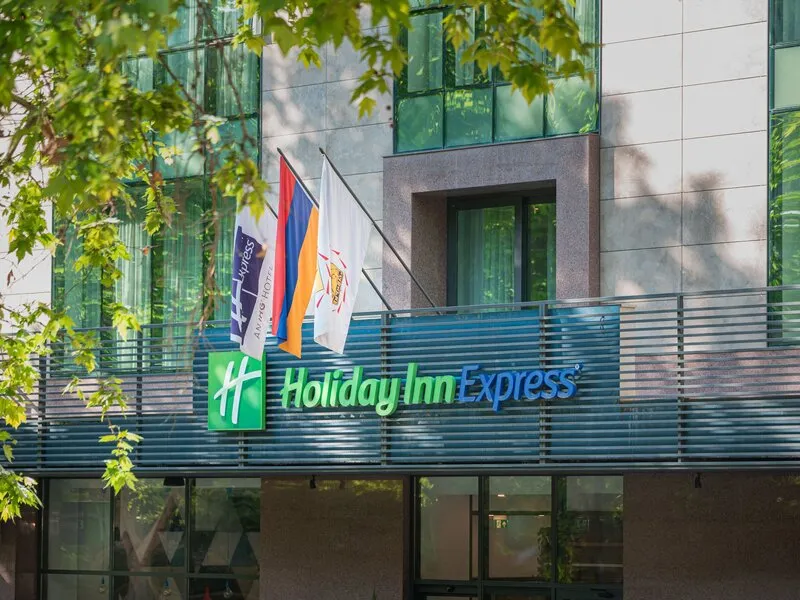 Holiday Inn Express Yerevan · Anbieterbild von TUI