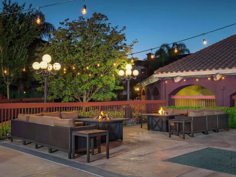DoubleTree by Hilton Hotel Sonoma Wine Country · Anbieterbild von TUI