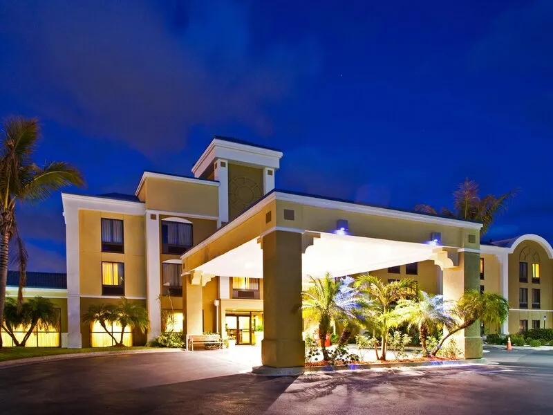 Holiday Inn Express Vero Beach West (I-95) · Anbieterbild von TUI