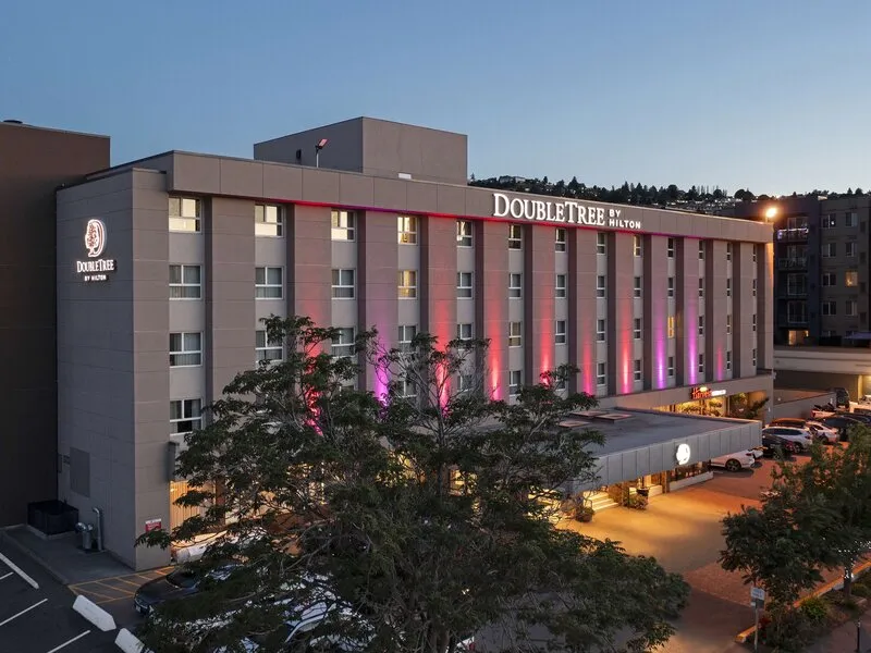 Doubletree by Hilton Kamloops · Anbieterbild von TUI