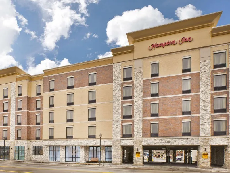 Hampton Inn by Hilton Detroit Dearborn · Anbieterbild von TUI