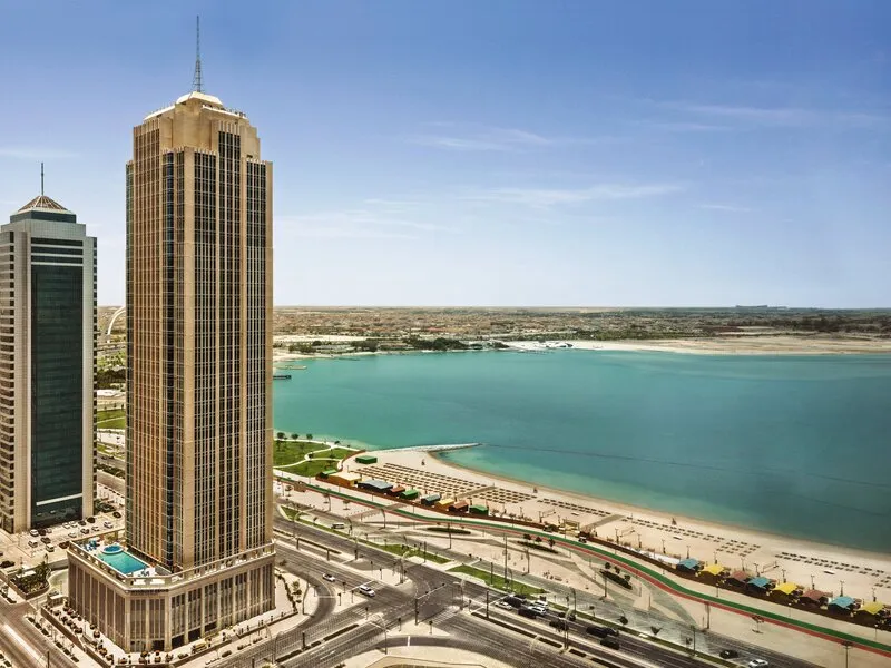 Wyndham Grand Doha West Bay Beach · Anbieterbild von TUI