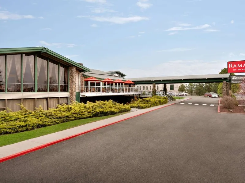 Ramada by Wyndham Spokane Airport · Anbieterbild von TUI