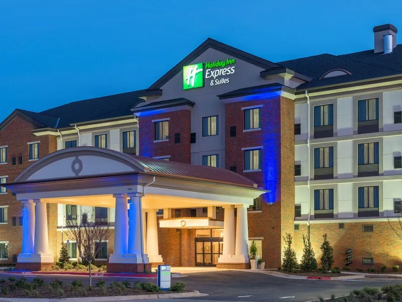 Holiday Inn Express & Suites Norman · Anbieterbild von TUI
