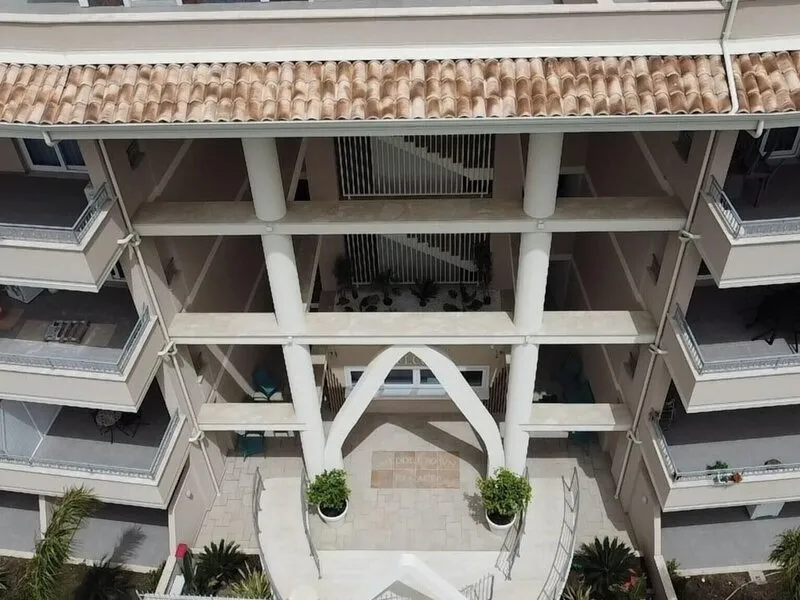 Middle Town Palace Tropea · Anbieterbild von TUI