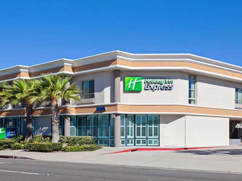 Holiday Inn Express Newport Beach · Anbieterbild von TUI