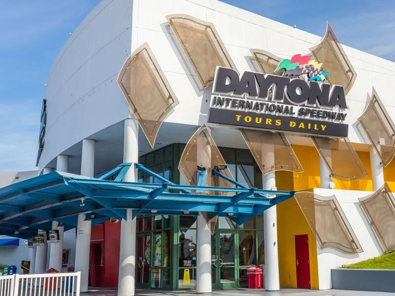 Super 8 by Wyndham Daytona Beach · Anbieterbild von TUI