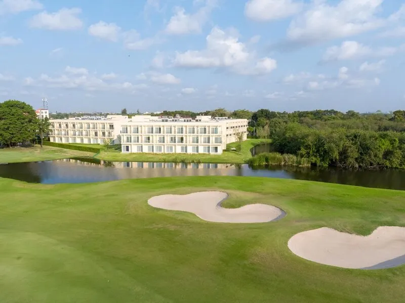 Eastin Thana City Golf Resort Bangkok · Anbieterbild von TUI