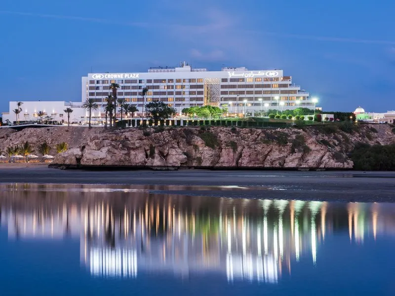 Crowne Plaza Muscat · Anbieterbild von TUI