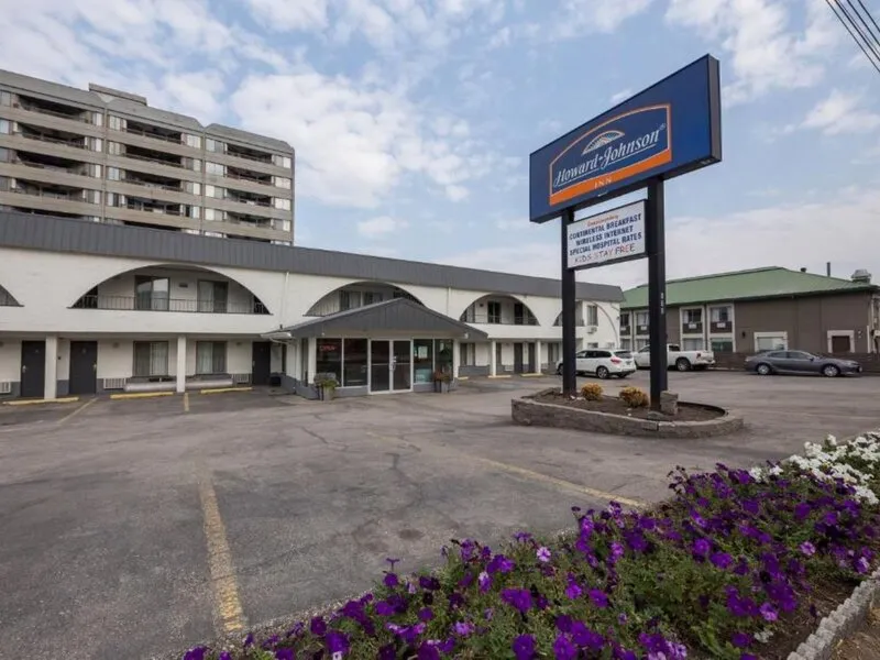 Howard Johnson by Wyndham Downtown Kamloops · Anbieterbild von TUI
