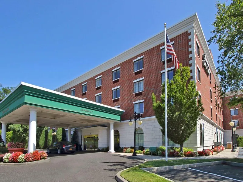 Hampton Inn & Suites Rockville Centre · Anbieterbild von TUI
