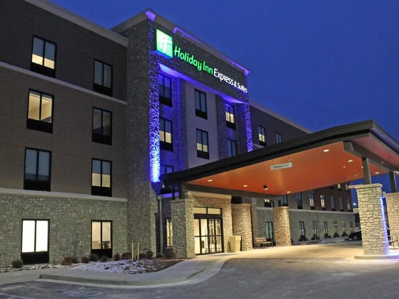 Holiday Inn Express & Suites St. Louis South - I-55 · Anbieterbild von TUI