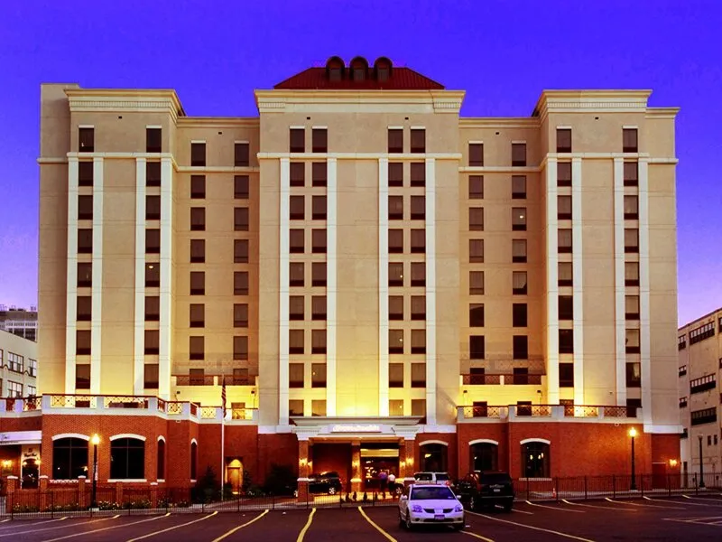 Hampton Inn & Suites Albany Downtown · Anbieterbild von TUI