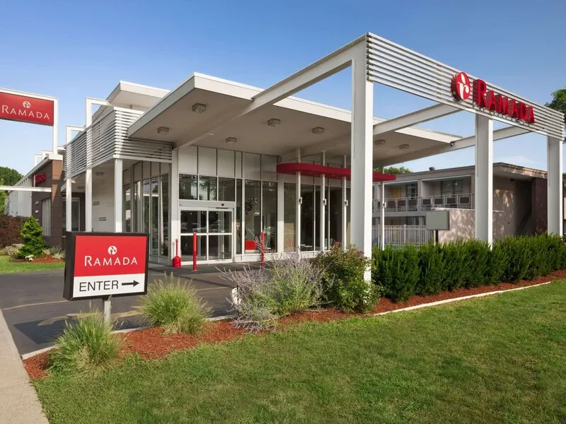 Ramada by Wyndham Rockville Centre · Anbieterbild von TUI
