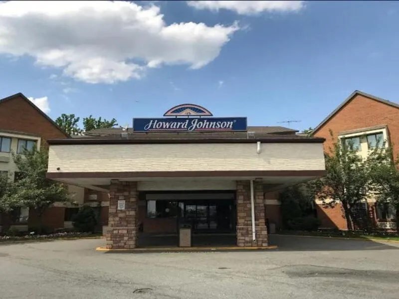 Howard Johnson Hotel - Newark Airport · Anbieterbild von TUI
